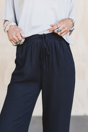 true-form-wide-leg-pants-black/Black