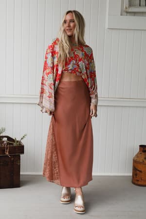satin-starlight-lace-skirt-clay/Red