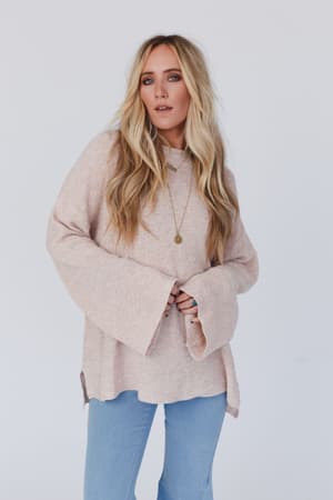 tricks-up-her-sleeve-sweater-oatmeal/Oatmeal
