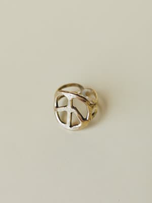 Skye Peace Ring: undefined