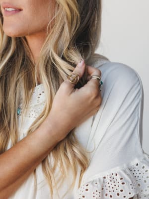 Skye Peace Ring - Gold OS / Gold
