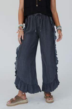 drift-wave-ruffle-wide-leg-pants-black/Black