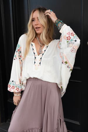 frida-embroidered-dolman-sleeve-top-ivory/Ivory
