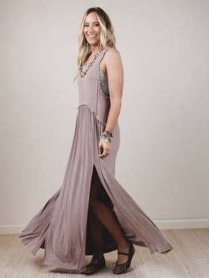 daisy-chain-maxi-dress-light-taupe/Light Taupe