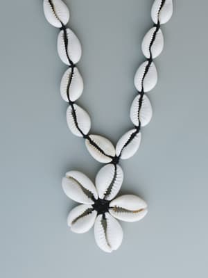 Shell Beach Necklace - White OS / White