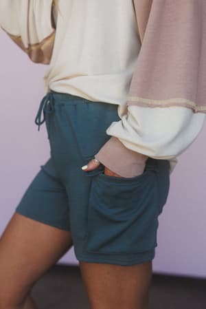 sundown-trails-shorts-green/Green