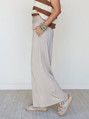 Comfort Above Wide Leg Pants - Ash Mocha L / Ash Mocha