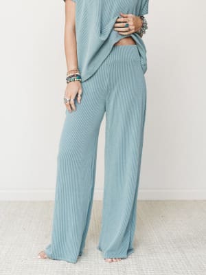 Set On It Pant And Tee Set - Jade L / Jade
