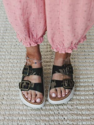 Rumor Has It Slide - Camo 10 / Camo