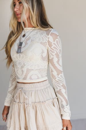 wander-net-layering-top-cream/Cream