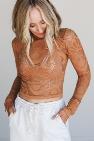 wander-net-layering-top-brown/Brown