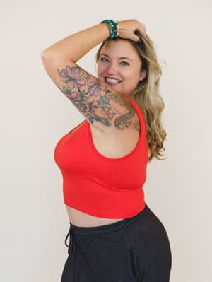 Easy Days Brami Top - Scarlet M/L / Scarlet