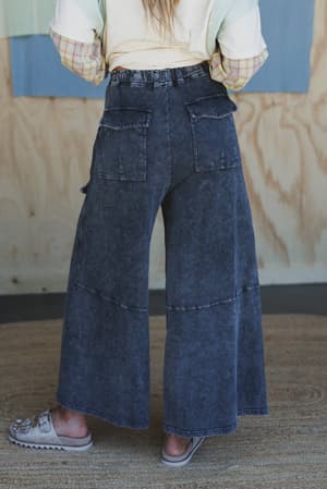 the-nest-cargo-cascade-wide-leg-pants-ash-black/Black