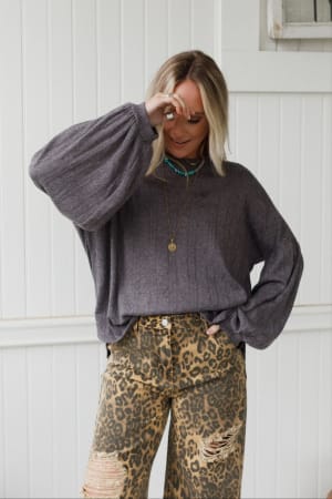 sweet-heart-balloon-sleeve-knit-sweater-black/Black