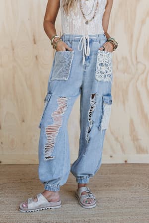 city-sky-distressed-pants-denim/Denim