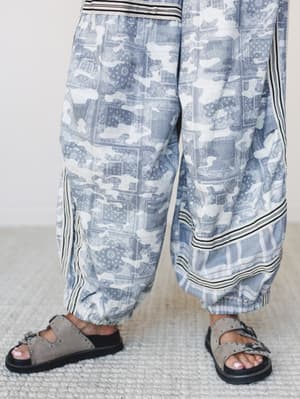 Called in the Wild Pants - Black Camo S / Black Camo
