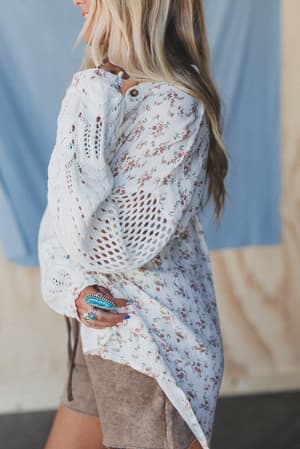 floral-fantasia-button-down-top-cream/Cream