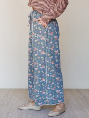 Love Petals Pants - Light Denim L / Light Denim