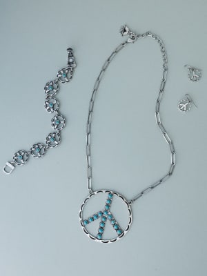 Show Peace 3 Piece Jewelry Bundle: undefined