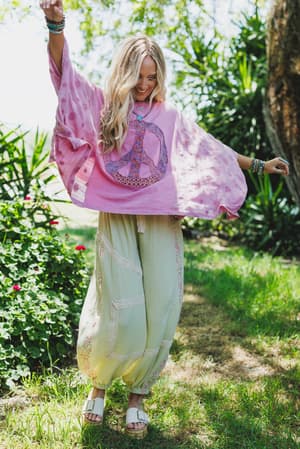 floral-drift-embroidered-pants-sage/Green