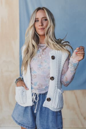 Eloria Knit Sweater Vest: undefined