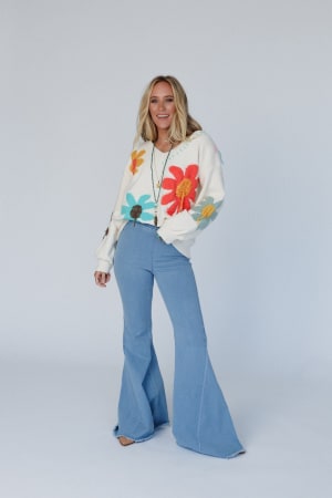 good-mood-flower-print-sweater-ivory/Ivory