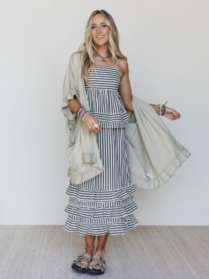 Ruffled Star 2 Piece Bundle: undefined