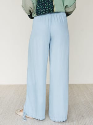 East Bay Loose Fit Cargo Jeans - Light Wash XL / Light Wash