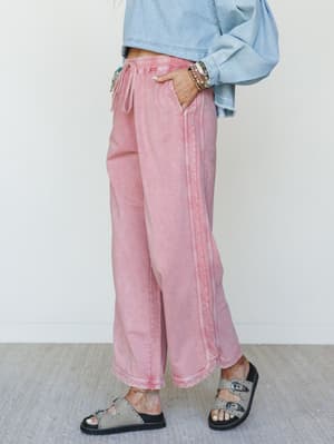 So Comfy Wide Leg Pant Cropped Length - Mauve XL / Burgundy