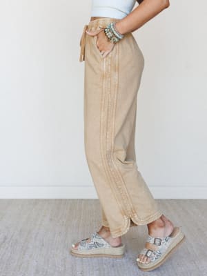 So Comfy Wide Leg Pant Cropped Length - Brown XL / Brown