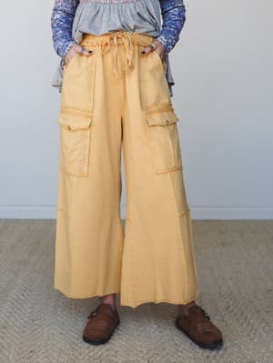Game On Cargo Wide Leg Pant: game-on-cargo-wide-leg-pant-mustard/Mustard
