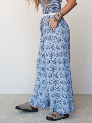The Nest Sandra Wide Leg Ruffle Pant - Baby Blue XL / Baby Blue