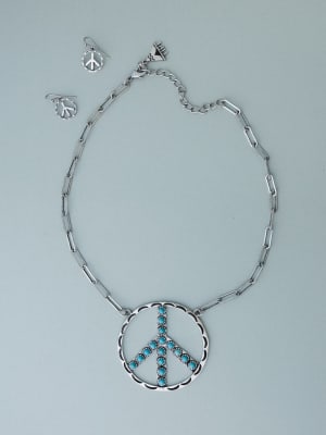 Show Peace Necklace - Turquoise OS / Turquoise