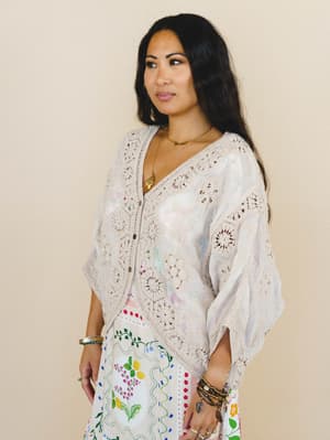Meadow Sunrise Shawl - Natural M/L / Natural