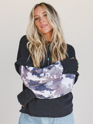 the-nest-better-together-layered-contrast-top-camo/Camo