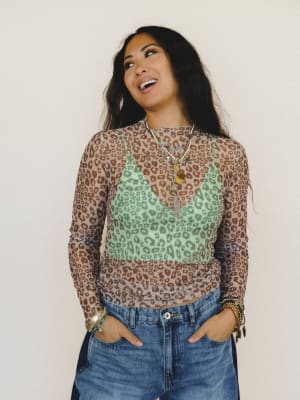 Out In the Wild Layering Top - Mocha M / Mocha