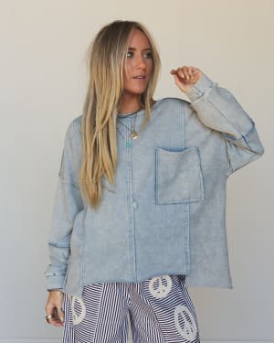 Wave Catcher Pullover - Blue L / Blue