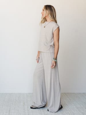 The Nest Lila Pant Set - Taupe XL / Taupe
