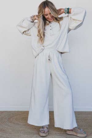 The Nest Laid Back Love 2 Piece Bundle: undefined