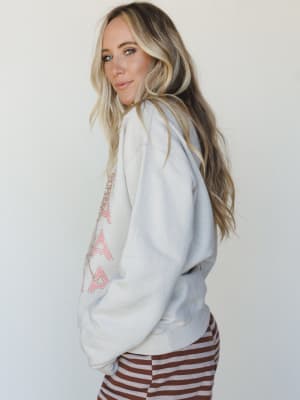 The Nest Butterfly Mama Sweatshirt - Sand L/XL / Sand