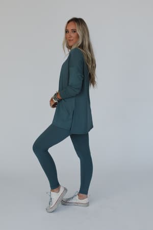 dreamy-drift-top-and-pant-set-jade/Jade