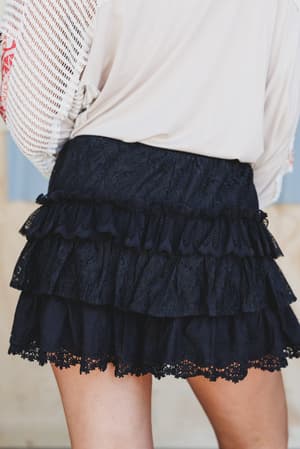 antoinette-boho-ruffle-shorts-black/Black