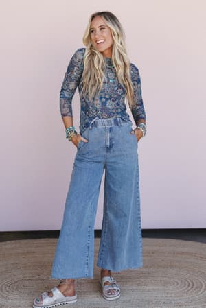 the-nest-sapphire-sky-paisley-top-teal/Blue