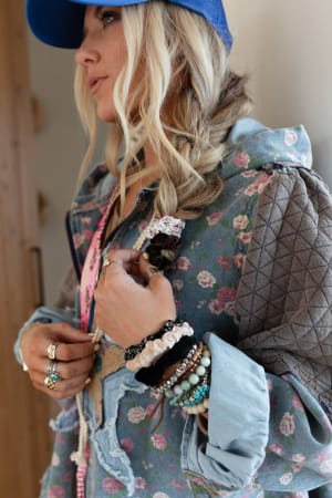 Accessorize It 3 Piece Bundle: undefined