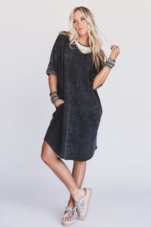 stormy-skies-tee-dress-black/Black