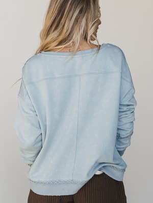 Boots Pocket Sweatshirt - Denim L / Denim