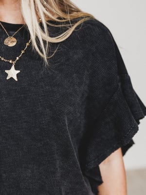 Ruffle Sleeve Tee - Ash Black L / Ash Black