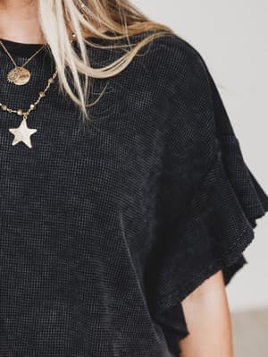 Ruffle Sleeve Tee - Ash Black L / Ash Black