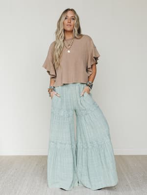Ruffle Sleeve Tee - Coco L / Coco