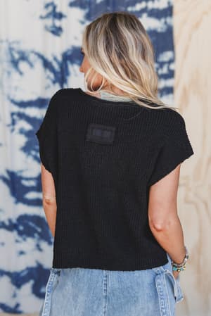 edge-of-time-pullover-black/Black
